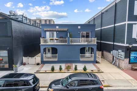 9704 Ventnor Ave, Margate, 08402
