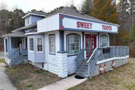 644 White Horse Pike, Egg Harbor City, 08215