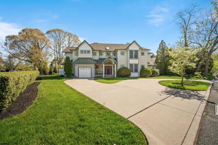 104 Van Sant, Linwood, 08221