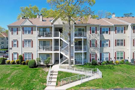 120 Iroquois Drive, Galloway Township, 08205