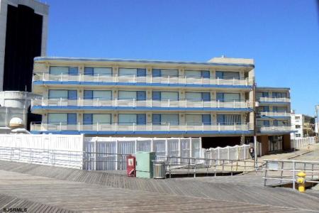 108 Montpelier, Atlantic City, 08401