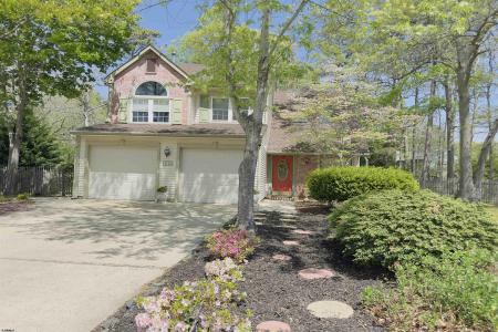 711 Falcon Crest, Smithville, 08205