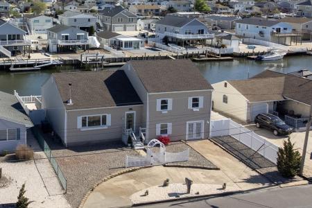 109 Schuylkill, Little Egg Harbor Township, 08087