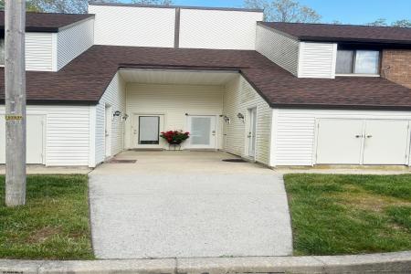 15 Country Oak, Egg Harbor Township, 08234