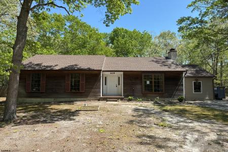 205 Country Ln, Absecon, 08205