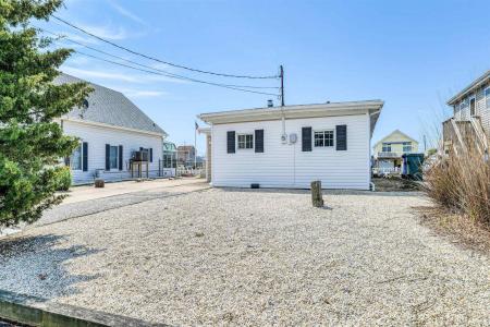 7 Lake Saint Clair Dr, Little Egg Harbor Township, 08087