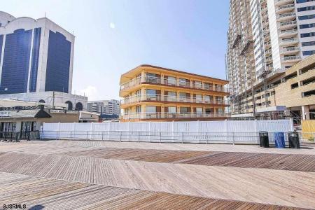 108 Montpelier, Atlantic City, 08401