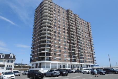 9100 Beach Apt 306, Margate, 08402