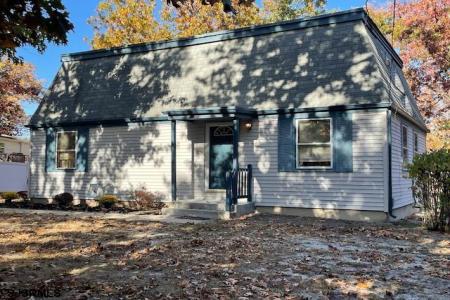 202 Wayne, Williamstown, 08094