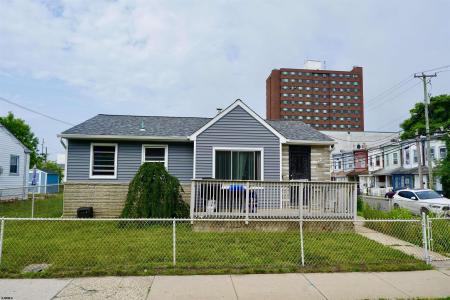 301 Kentucky Ave, Atlantic City, 08401