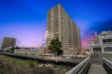 5000 Boardwalk, Ventnor, 08406