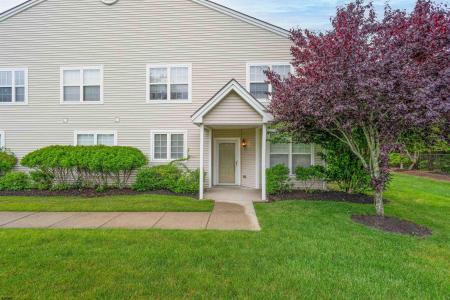 621 London Court II, Egg Harbor Township, 08234