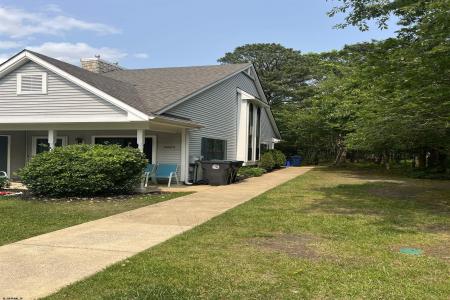 2603 Canyon, Hamilton Township, 08330