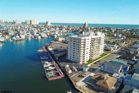 6101 Monmouth Ave, Ventnor, 08406