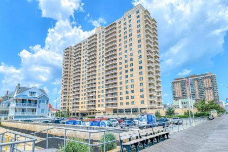 5000 BOARDWALK, Ventnor, 08406