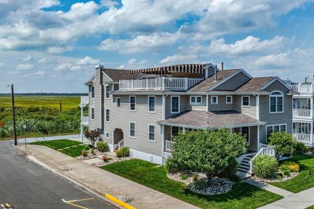 4762 West Ave, 2nd Fl, Ocean City, 08226
