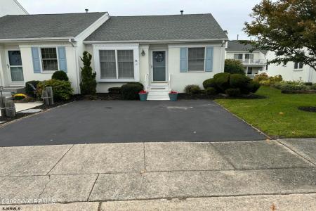 323 Arbegast Dr, Brigantine, 08203