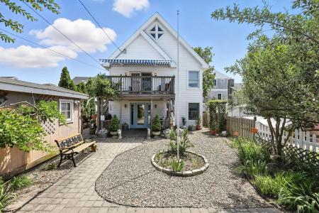 319 Seaspray Rd, Ocean City, 08226