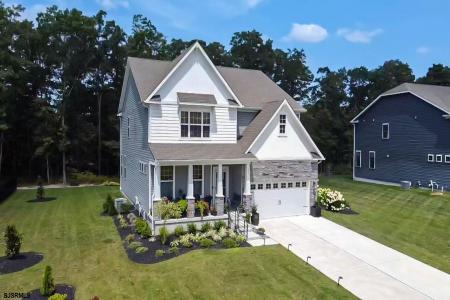 145 Laquinta Dr, Egg Harbor Township, 08234