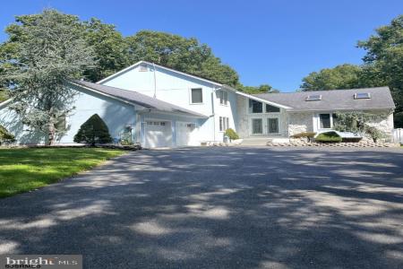 14 Kendall Dr, Egg Harbor Township, 08234