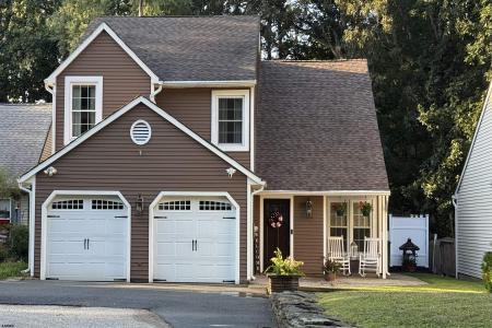 725 Whalers Cove, Smithville, 08205