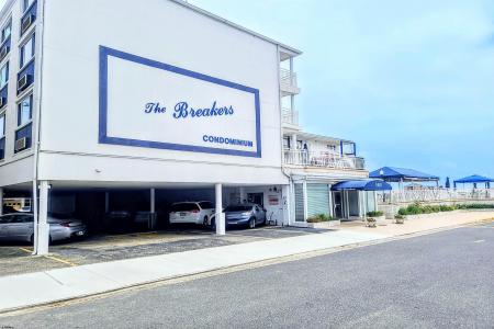 5400 Boardwalk, Ventnor, 08406