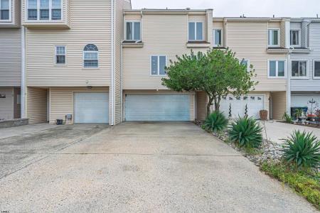 6 Marc Ln, Brigantine, 08203