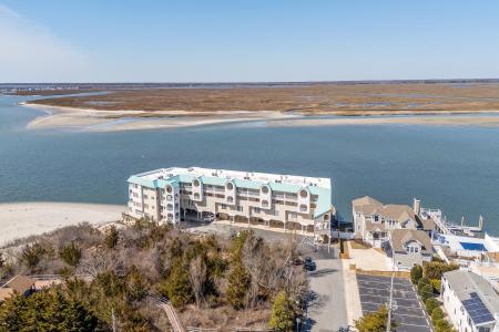9400 Roberts Ave, Sea Isle City, 08243