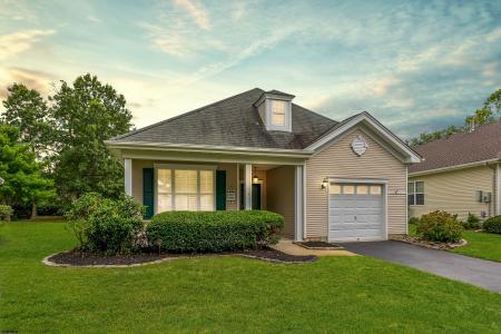 16 Pembrooke, Smithville, 08205