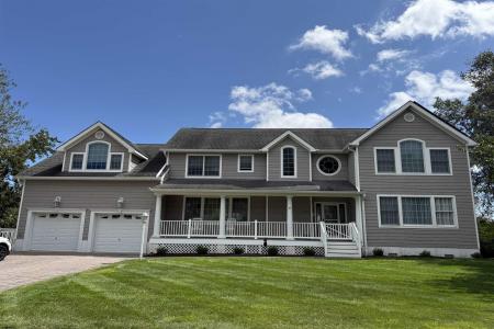 304 Burning Tree, Absecon, 08201