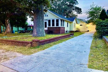 921 Oak Grove, Linwood, 08221