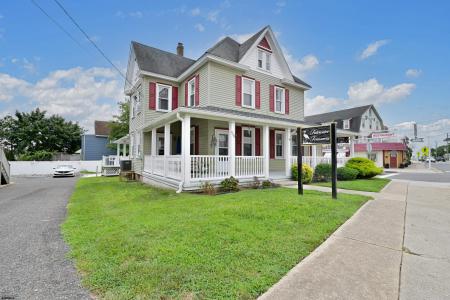 820-822 shore, Somers Point, 08244