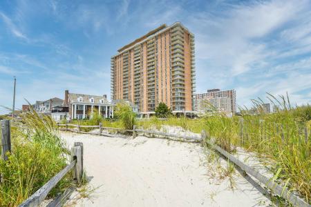 4800 Boardwalk, Ventnor, 08406