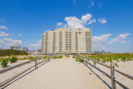 322 Boardwalk, Ocean City, 08226