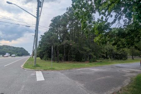 B: 569 L:32 White Horse, Galloway Township, 08205