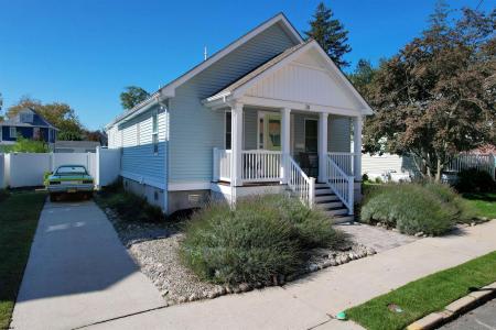 28 New York, Somers Point, 08244