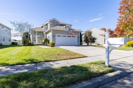 25 LaCosta Drive, Egg Harbor Township, 08234