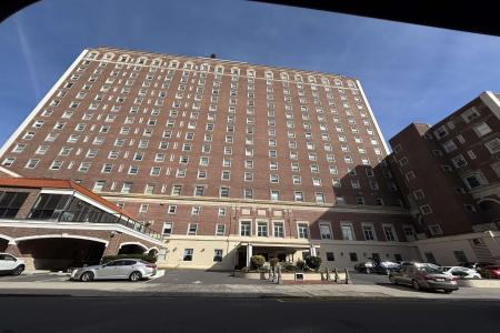 2721 Boardwalk, Atlantic City, 08401