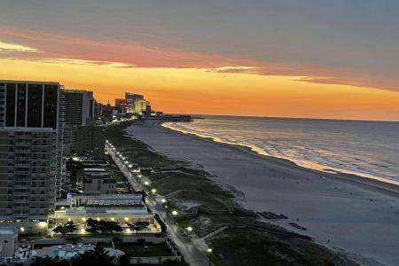 4800 Boardwalk, Ventnor, 08406