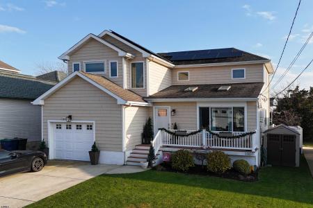 1007 Shore, Brigantine, 08203