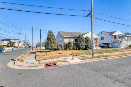 517 Oxford, Ventnor, 08406