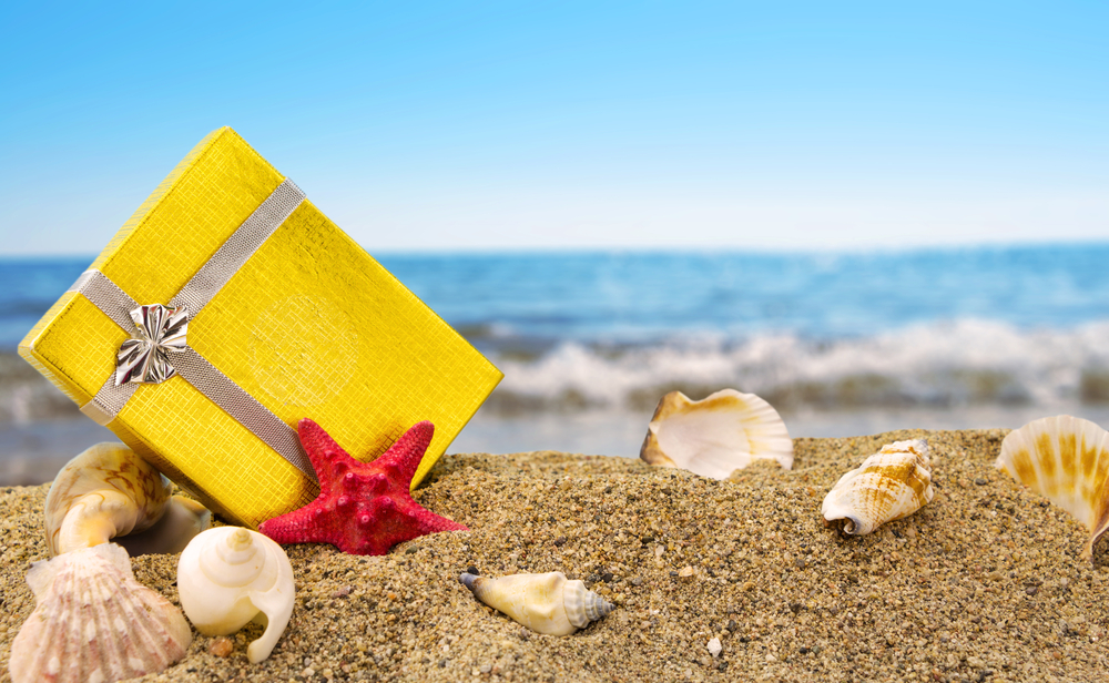 Give The Gift of a Beach Vacation This Holiday Season