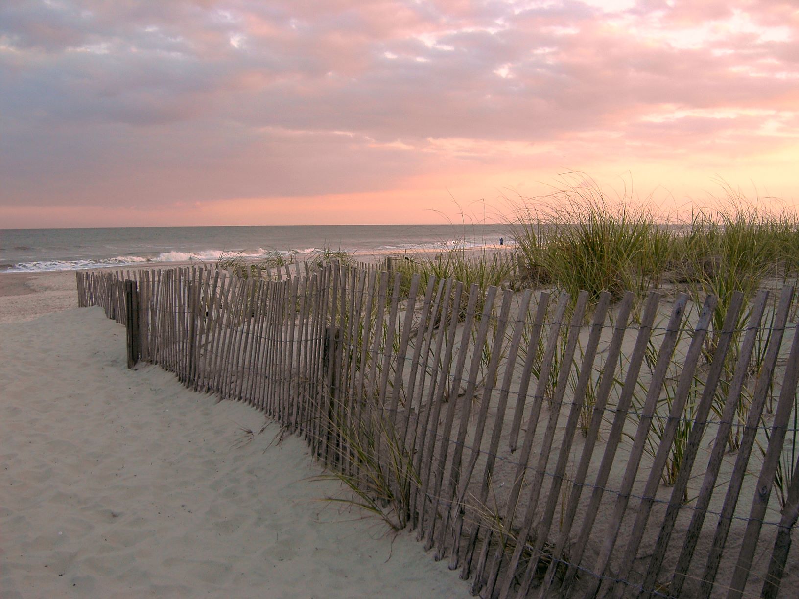 Why is it better to rent from a realtor vs. an AirBnB when visiting Ocean City, NJ?